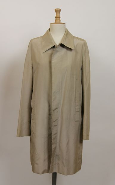 null 
YVES SAINT LAURENT Rive Gauche, Anonymous




Long raincoat in beige silk and...