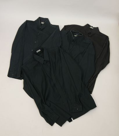 null 
DIOR




Lot de sept chemises en popeline de coton noir coupe droite dont quatre...