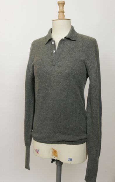 null 
DIOR




Set of two sweaters:




One in mottled grey cashmere with polo neck,...