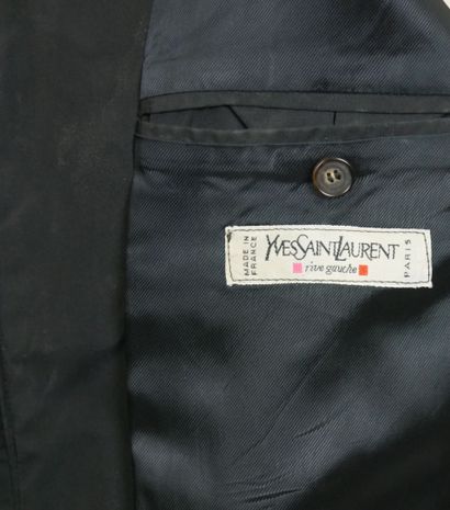 null 
YVES SAINT LAURENT Left Bank




Waterproof jacket in black water-repellent...