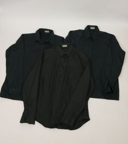 null 
DIOR




Lot de sept chemises en popeline de coton noir coupe droite dont quatre...