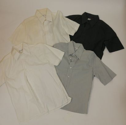 null 
YVES SAINT LAURENT




Pack of nine short sleeve cotton shirts, small collar...