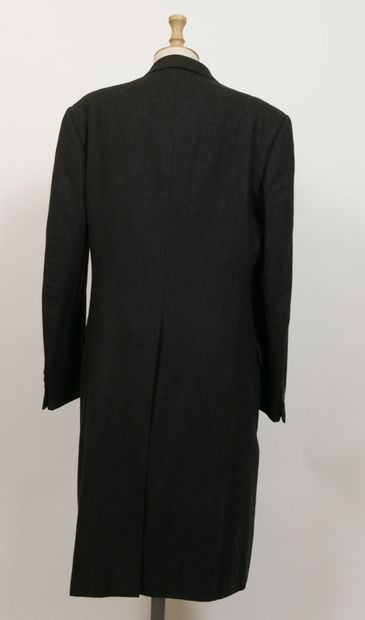 null 
YVES SAINT LAURENT Left Bank




Charcoal grey wool and cashmere coat, notched...