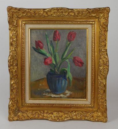 null Charles KVAPIL (1884-1957)

Vase au bouquet de tulipes rouges

Huile sur toile...