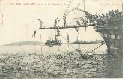 null 42 CARTES POSTALES MILITARIA : Divers. Dont" 4cpsm-Libération de Paris, Alençon-103e...