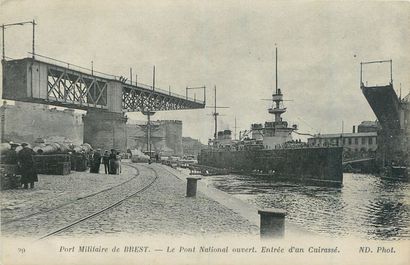 null 61 CARTES POSTALES LA MARINE : Rades et Ports de Guerre Français. Dont" Port...