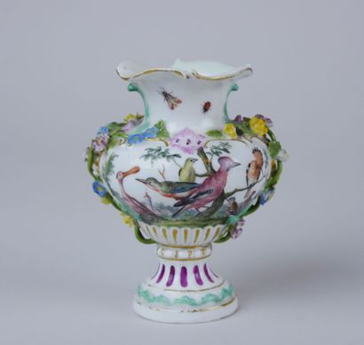 MEISSEN : 
Vase balustre en porcelaine à...