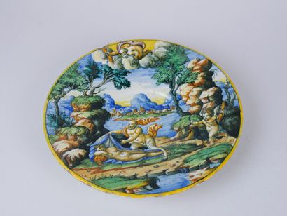 null URBINO :

Cup on heel in majolica with polychrome decoration of a scene illustrating...