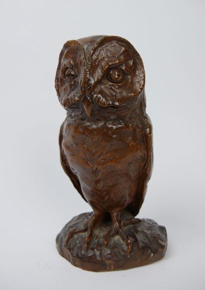 null André VABOIS. 

Owl in carved wood, signed on the back. Work of the XIXth century

Height...