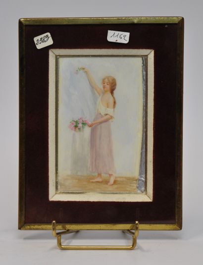null Renée de MIRMONT (1868 - 1918)

Young girl picking flowers 

Gouache on ivory,...