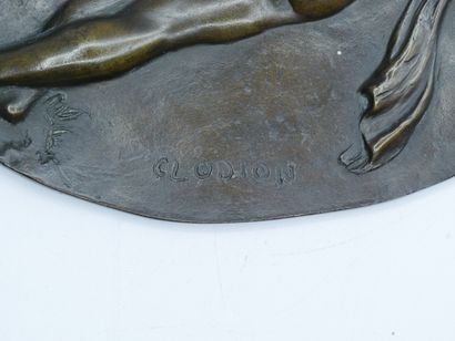 null Claude Michel dit CLODION (1738-1814), d'après

Médaillon circulaire en bronze...