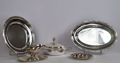 null House of PRATA WOLFF

Silver-plated metal set, the edges with ribboned nets...