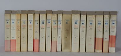  Thirty days that made France 
Editions Gallimard, 17 volumes 
 
Collection of the...