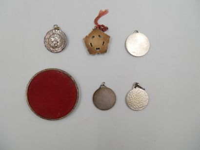 null Médailles, Décorations et Divers.

Médaille portant inscription Renatus Descartes...