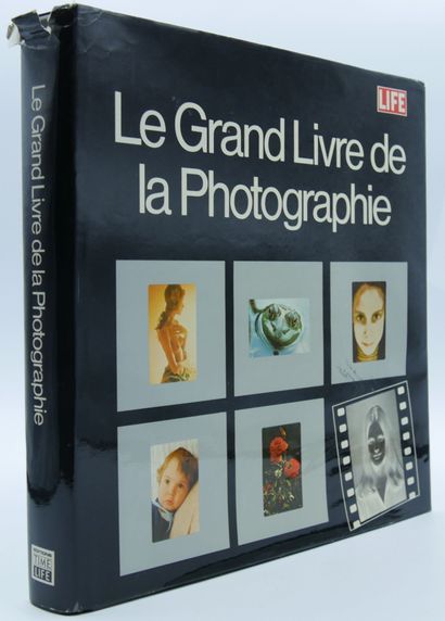 null [PHOTOGRAPHIE].

Le Grand Livre de la Photographie.

Ce volume est une adaptation...