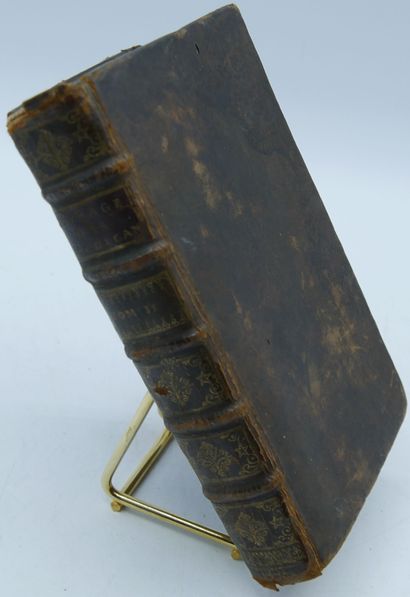 null MEDICINE]. Set of 3 Volumes. Antique bindings.

1 Volume : Guide or Manual in...