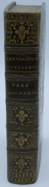null BREVIARIUM DIVIONENSE. Pars Hiemalis. Paris, 1762, in-12, olive green mar.,...