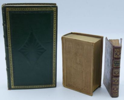 null LOT of religious and miscellaneous volumes, mostly in morocco, with the post....