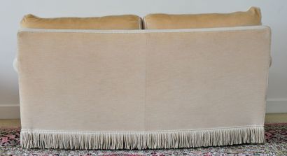 null Living room furniture in beige velvet with fringes including: a two-seater sofa...