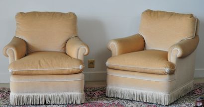 null Living room furniture in beige velvet with fringes including: a two-seater sofa...