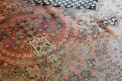 null Large silk cashmere carpet with 3 borders decorated with medallions featuring...