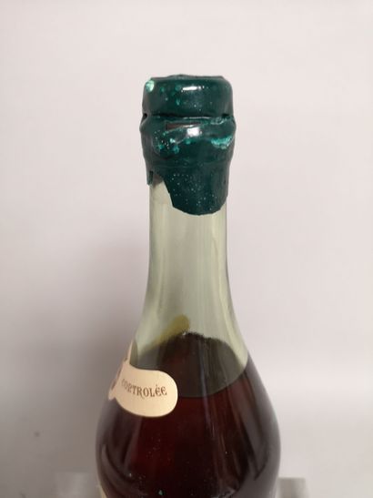 null 1 bottle 70cl GRAND BAS ARMAGNAC - Château de Ravignan 1966 Half neck level...