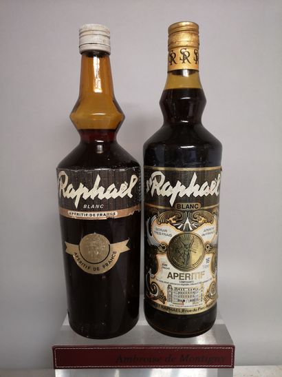 null 2 bouteilles St. RAPHAEL LIQUEUR DES Annees 70