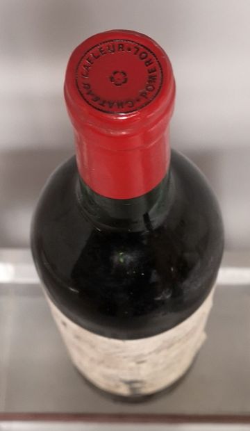null 1 bottle 1 bottle Château LAFLEUR - Pomerol 1981 Stained and damaged label....