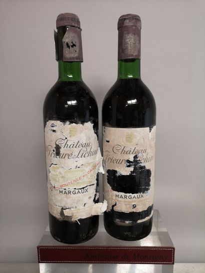 null 2 bottles Château PRIEURE LICHINE 3rd Gcc Margaux 1967 Very damaged labels,...