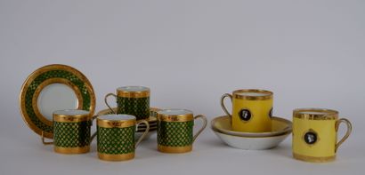 null Lot of porcelain including: 

CAPODIMONTE

Two cups and saucers in yellow and...