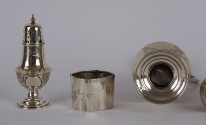 null Lot of silver objects of display 925 thousandths (445 gr approximately) including...