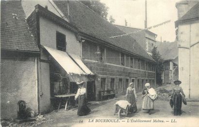 null 13 CARTES POSTALES AUVERGNE : Dépts 03-Vichy et 63-La Bourboule. "Vichy : Nouvelle...