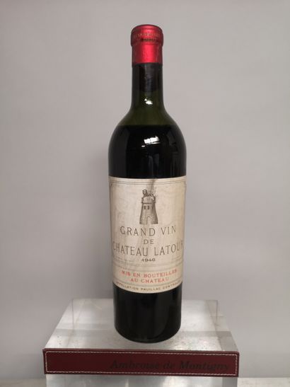null 1 bouteilles Château LATOUR - 1er Gcc Pauiilac 1946 Etiquette légèrement tachée....
