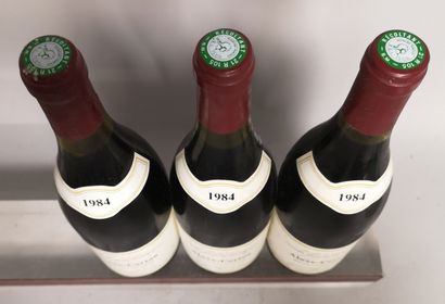 null 3 bouteilles ALOXE CORTON - ARNOUX Père et Fils 1984 Une étiquette légèrement...