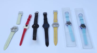 null AIR FRANCE WATCHES.

7 plastic wristwatches including 2 Kid models. 

The dials...