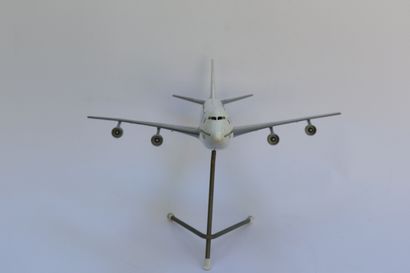 null BOEING B-747 AIR FRANCE.

Resin and plastic model registered F-BPVS.

Metal...