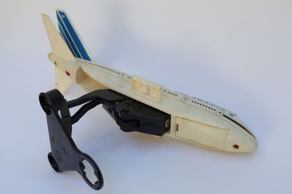 null BOEING B-747 AIR FRANCE.

Toy plane in resin and plastic.

Battery Toy Made...