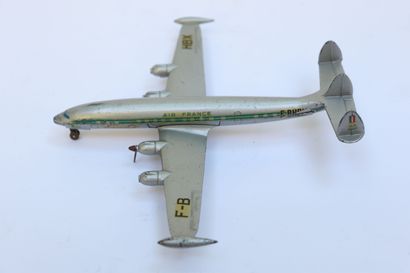 null LOCKHEED SUPER G CONSTELLATION AIR FRANCE.

Dinky Supertoys.

Modèle Die-Cast...