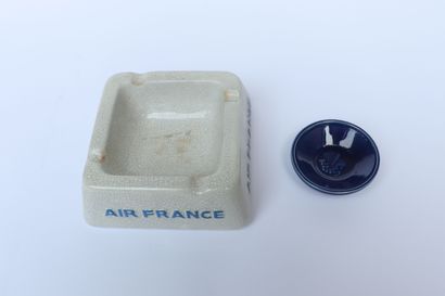 null ASHTRAYS AIR FRANCE.

Square ashtray Air France in cracked earthenware of St...