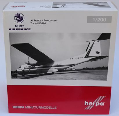 null TRANSALL C-160 Aéropostale AIR FRANCE.

Modèle en Die Cast de marque HERPA au...