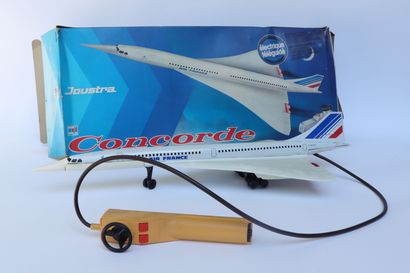 null CONCORDE AIR FRANCE.

Avion Jouet JOUSTRA en tôle lithographiée et moteurs plastiques...