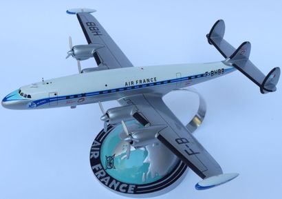 null LOCKHEED SUPER CONSTELLATION AIR FRANCE.

Painted wooden model with registration...