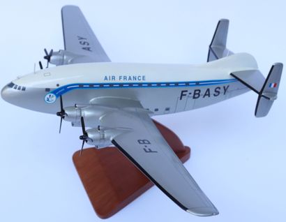 null BREGUET 765 Deux-Ponts AIR FRANCE.

Painted wooden model with registration F-BASY.

Varnished...