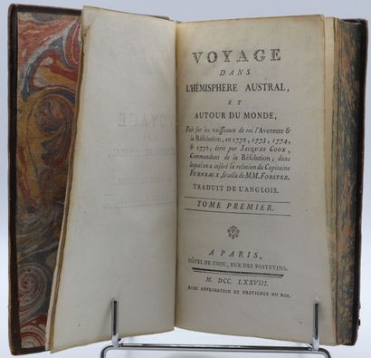 null COOK. Voyage dans l'hémisphère austral et autour du monde. Paris, Thou, 1778,...