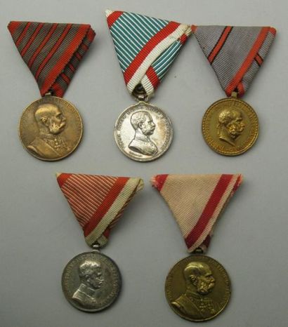 Autriche Lot: Médaille du Courage (x2), Médaille du Courage sans couronne, Jubilé...