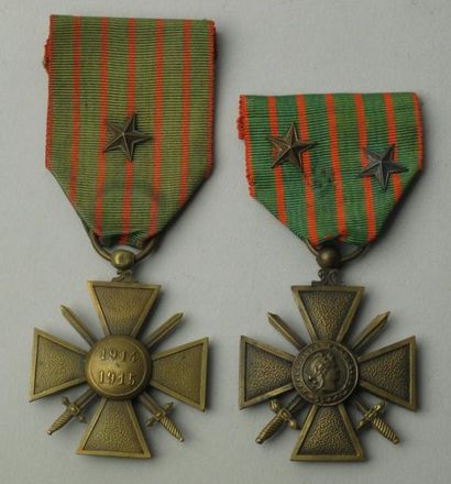 France Croix de guerre 1914-1915 et 1914-1918. Bronze, rubans à une et deux étoiles....
