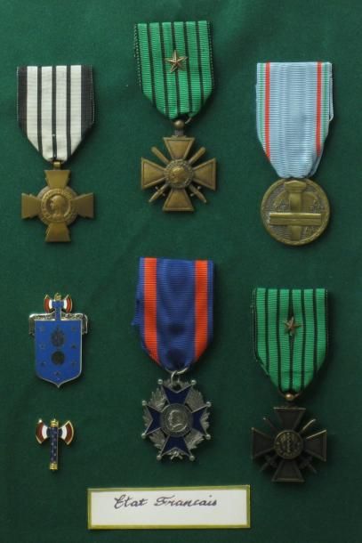 France Lot: croix de guerre 1939-1940, croix du combattant, Médaille du Mérite de...