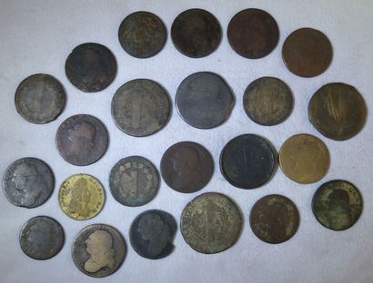 null Set of 23 Royal Coins.

Louis XVI, 1780, 1787, 1791 and 2 in the state.

Sol...