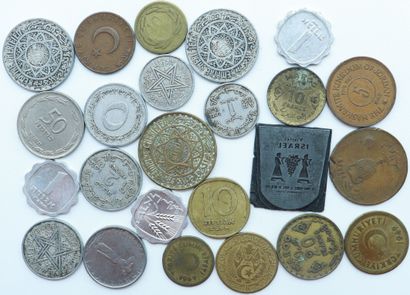 null Coins France & World. Semi-modern and Modern period.

Set of 367 coins.

6-Silver...