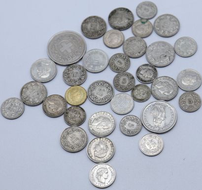 null Set of 34 Swiss Coins.

Various metals and alloys.

1-5Frs 1976, 1-2Frs 1979,...